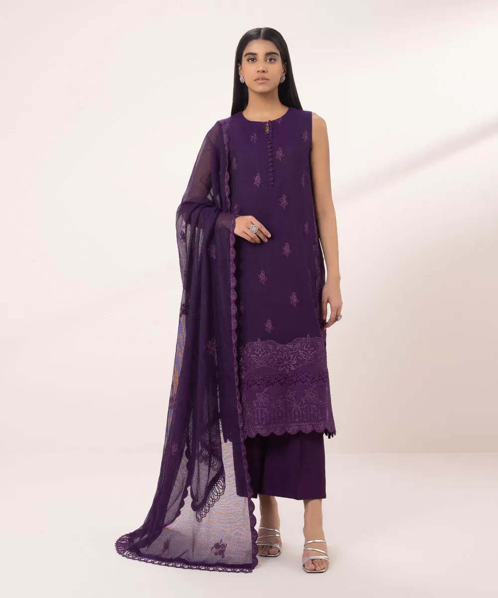 3 Piece - Embroidered Khaddi Net Suit