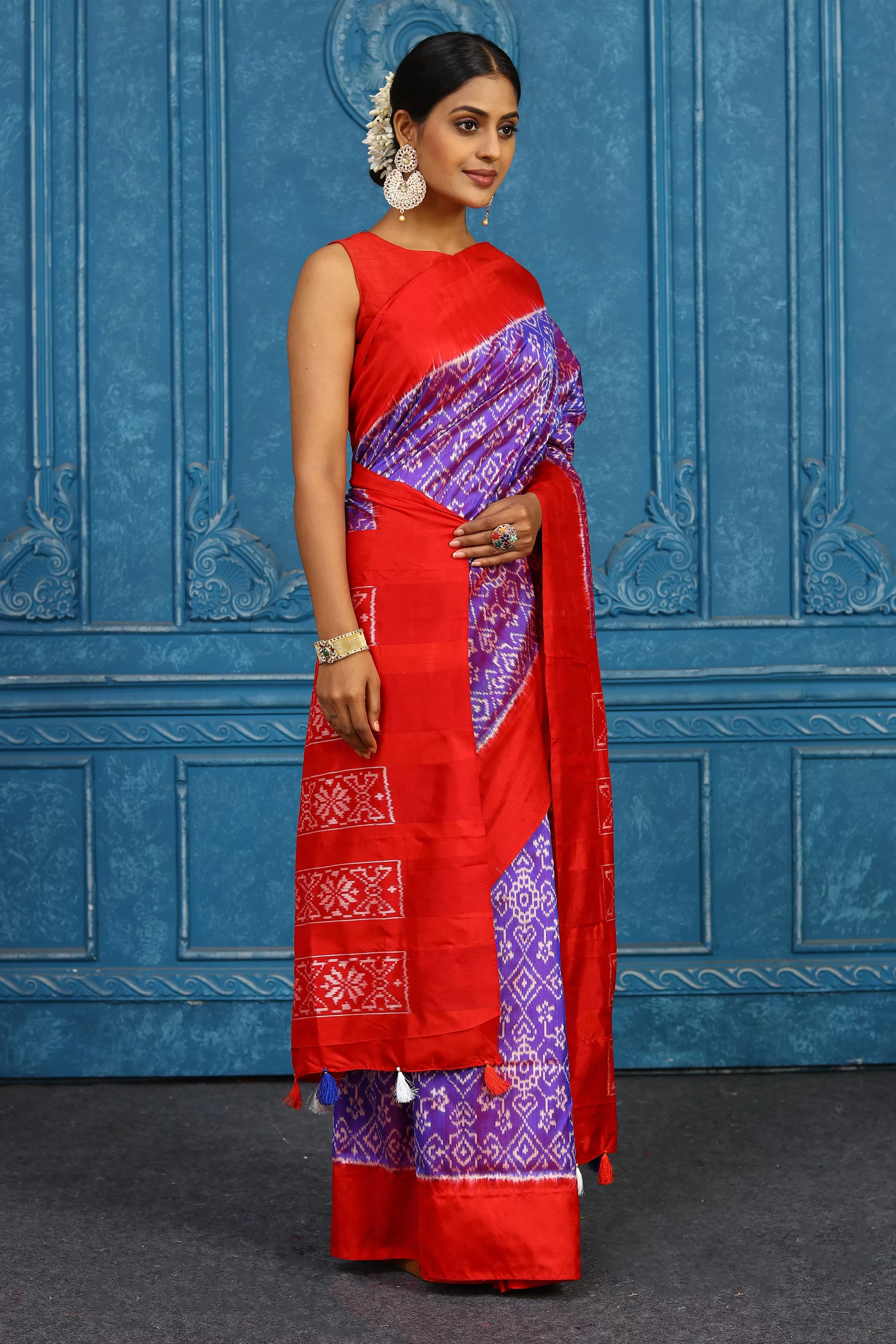 91A438 Purple Pochampally Ikkat Silk Saree with Red Border