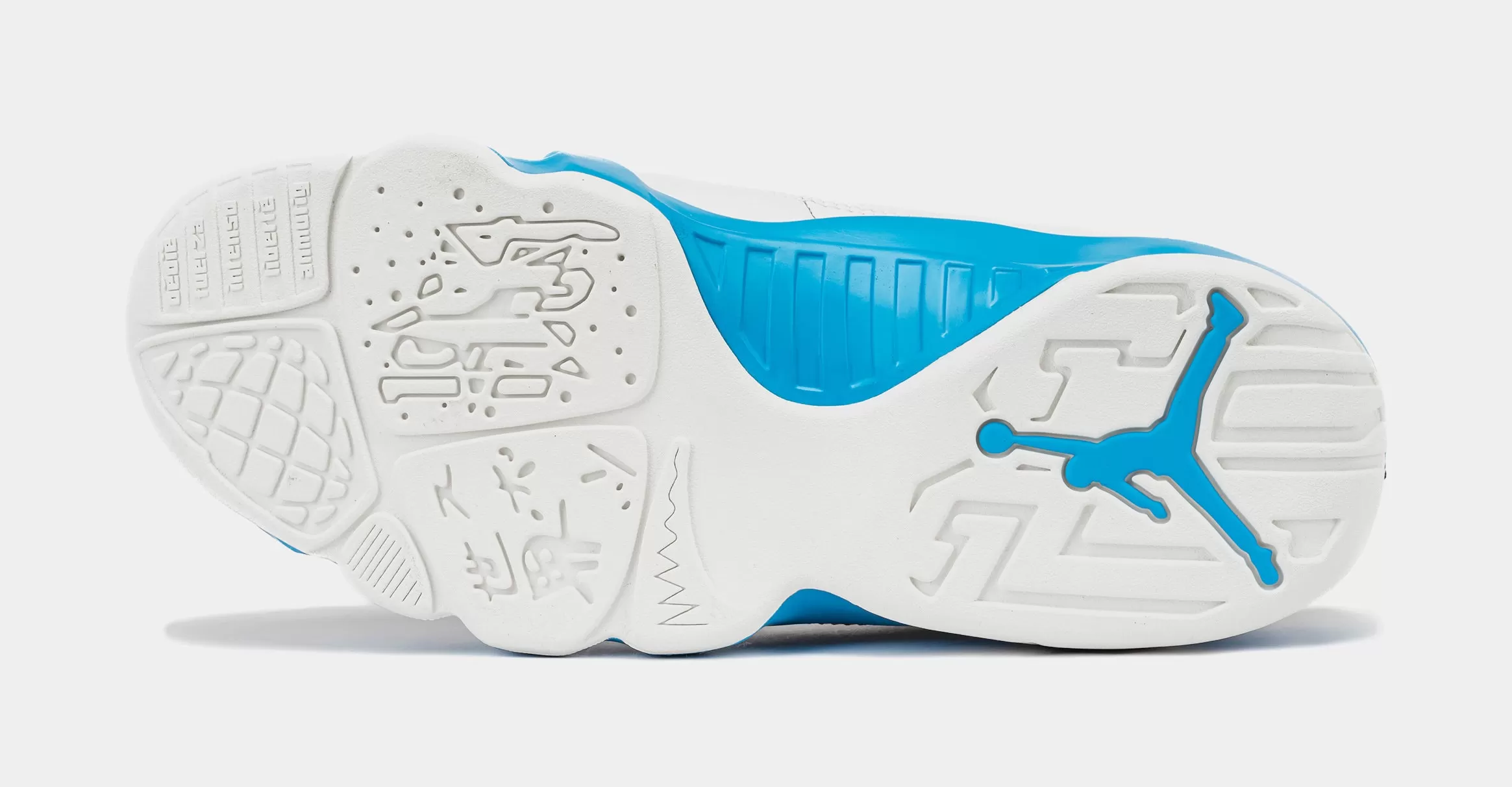 Air Jordan 9 Retro Powder Blue Grade School Lifestyle Shoes (Summit White/Black/Powder Blue)