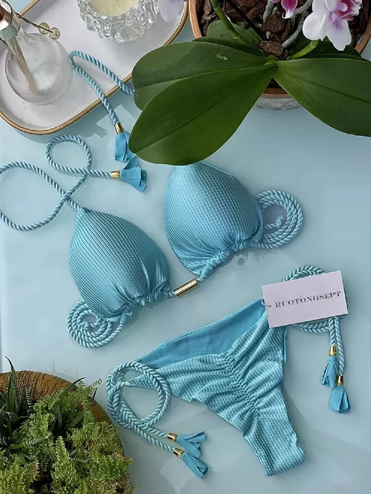 Aurora Neckholder-Bikini mit Quasten und seitlichem Bindeband