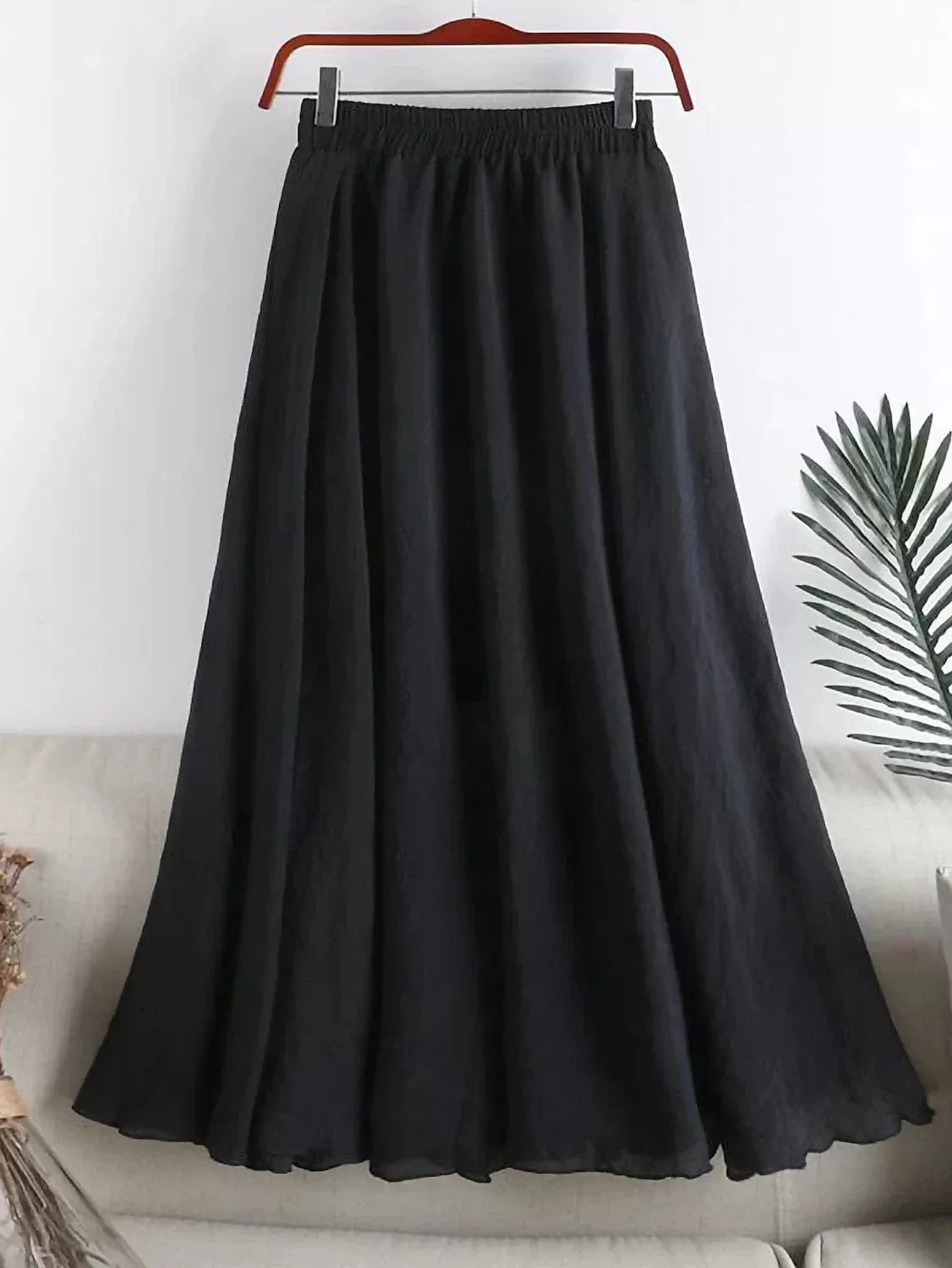 Effortless Elegance: Versatile Pleated Long Skirt