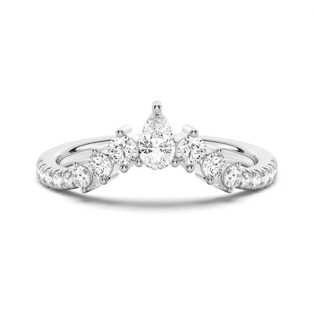 Luxe Lunette Graduated Moissanite Anniversary Wedding Band