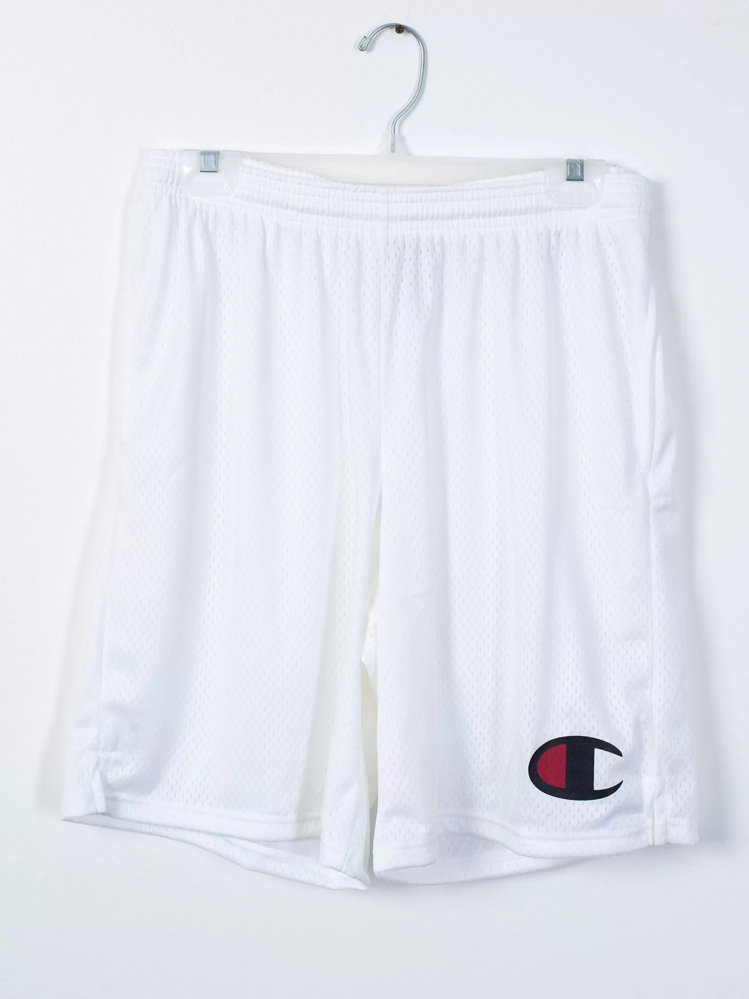 MENS GRAPHIC MESH SHORT - WHITE - CLEARANCE