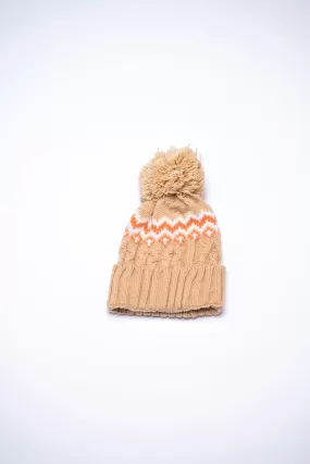 Pom pom beanie hat