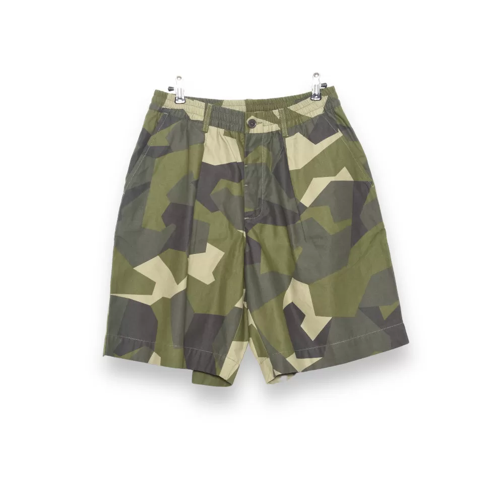 Universal Works Pleated Track Short swedish camo print camo 28151