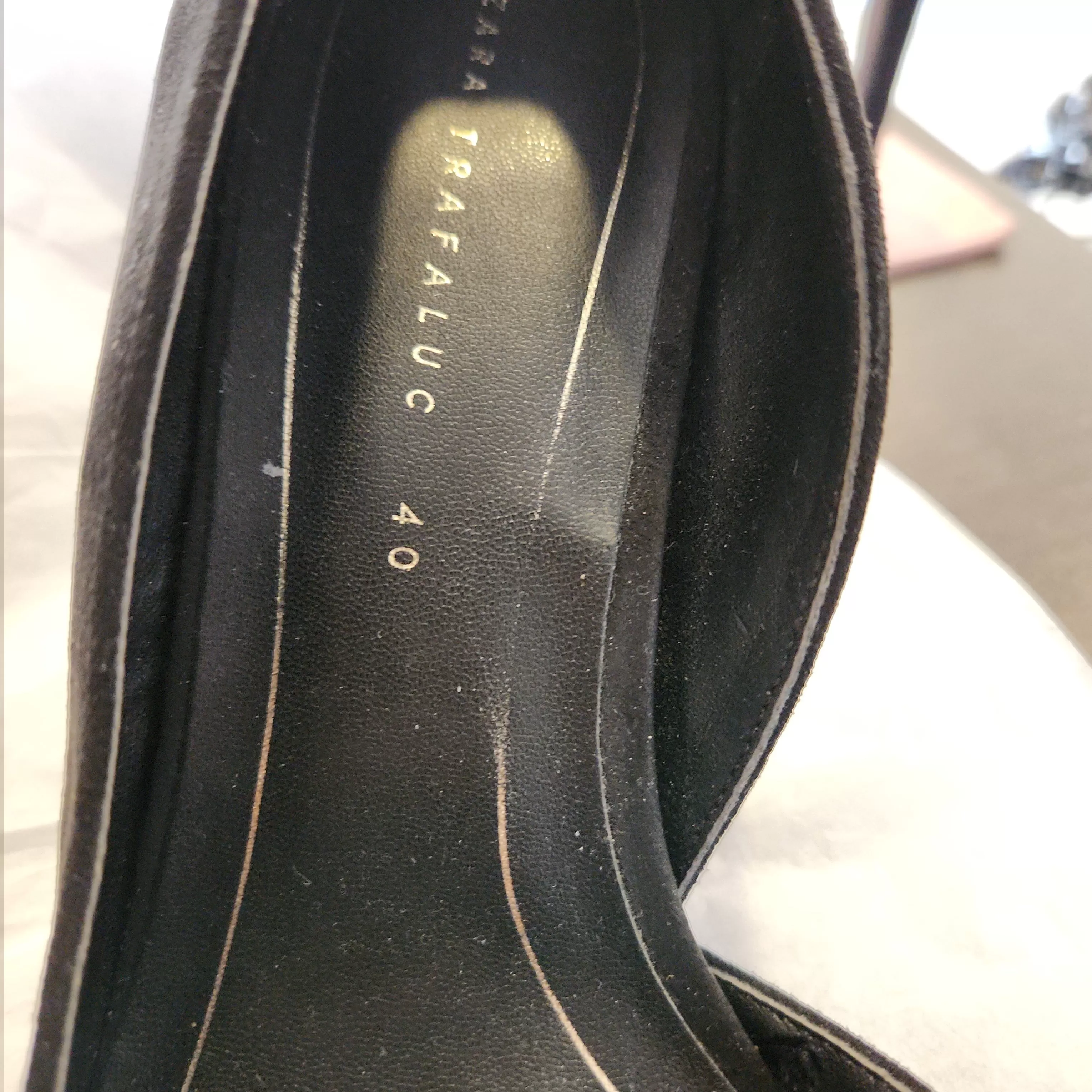 ZARA Black Suede Patent Tips Pumps | Pre Loved |